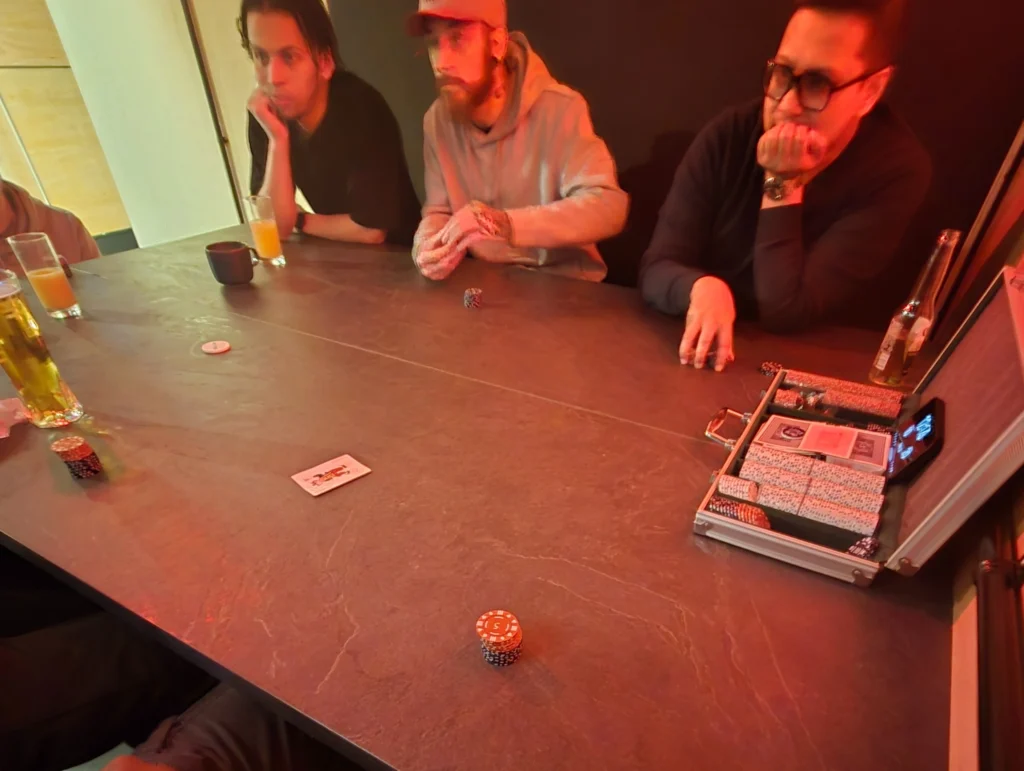 Group-of-people-playing-poker-at-MPC-Social-Games